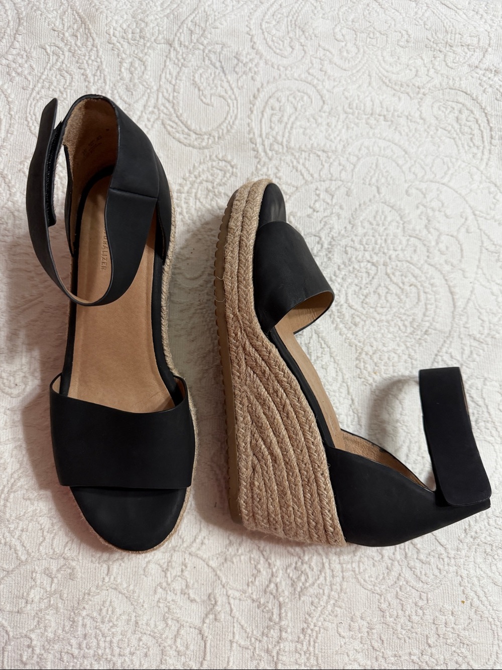 SOUL Naturalizer Size 9M Black Espadrille Wedge Sandals with Ankle Strap